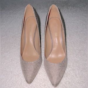 Nine West Linen Pumps, size 7, excellent pre-loved condition
